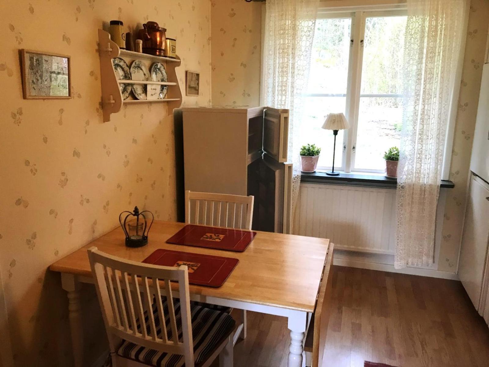 Klaraborg - Rum Och Koek I Borgvik Exterior foto